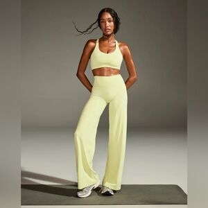 Oner Active SoftMotion™ Straight Leg Pants Pastel Yellow S/Reg